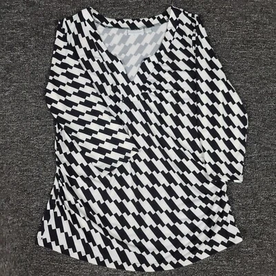 New York & Company Top Womens XL White Geometric 3/4 Sleeve Stretch Casual Shirt - Image 1 of 4