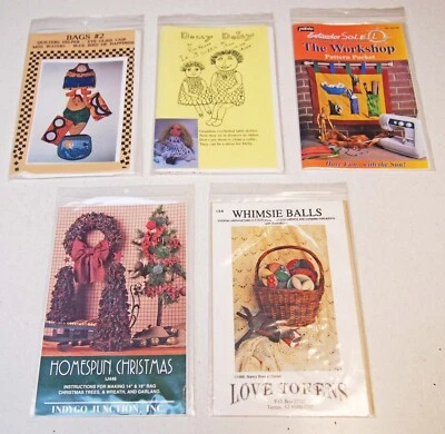 Craft Uncut Sewing Patterns Organizers Holiday Doll - Image 1 of 4