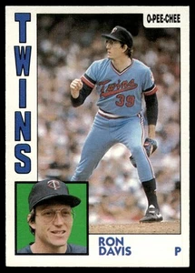 1984 O-Pee-Chee Ron Davis Minnesota Twins #101 - Picture 1 of 2