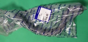 Tubo sfiato carter Volvo 8653793 - Foto 1 di 3
