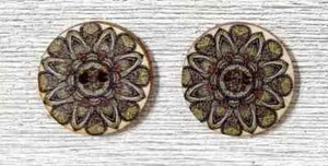 boho flowers wood buttons sewing 2 holes 1 inch (set #1043) - Picture 1 of 2