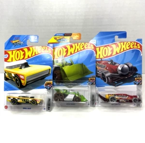 Hot Wheels HW Metro New In Box 3 Car Lot 1:64 Scale HKG96, HYW65, & HTB17 - Picture 1 of 10