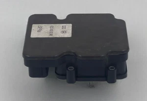 Mercedes Benz E-Class W212 ABS Control Unit Module OEM A2124310248 - Picture 1 of 3