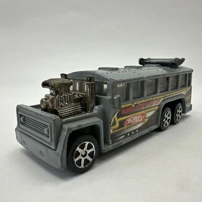 Hot Wheels Haulers Unidade Móvel Dentetion Ônibus Cinza Plástico Fundido 1:64 - Imagem 1 de 4