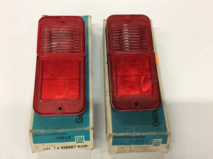 NOS Pair 68-72 Chevy GMC Pickup & Van Rear Marker Lenses 916087 DRIVER 69 70 71 - Picture 1 of 8