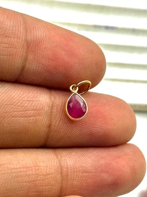 Натуральный рубин GF капли подвеска, изящный подвеска, ручной работы ювелирных изделий, минималистский подвеска - Изображение 1 из 4