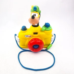 Vintage Disney Goofy Camera Water Squirter Blaster Toy Summer Pool Beach - Picture 1 of 7