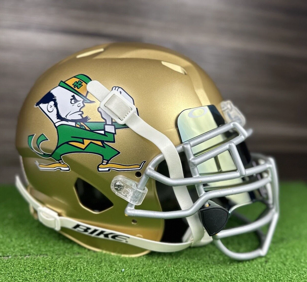 新品未使用《schutt》 football helmet Mサイズ 輸入品 Schutt M 尺寸NCAA 风扇头盔| eBay