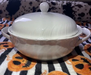 Casablanca Arita Santa Clara Ironstone Serving Bowl with Lid & Handles Spain - Picture 1 of 10