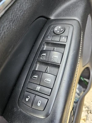 Interruptor de ventana maestro Jeep Grand Cherokee 2011-2014 Foto 1 de 4