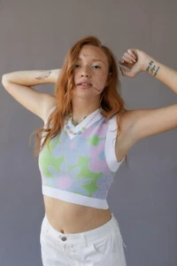 Urban Outfitters Shrunken Knit Sweater Vest Flower Power Retro Pastel Medium - Picture 1 of 5