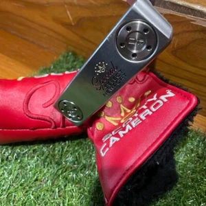 Scotty Cameron Special Select NEWPORT Putter 33 inch with Head Cover RH - Picture 1 of 5