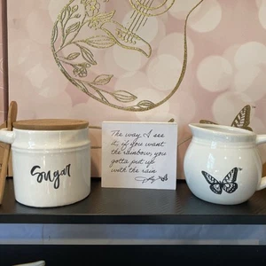 Dolly Parton Creamer And Sugar Bowl Set Plus Wooden Block - Picture 1 of 7