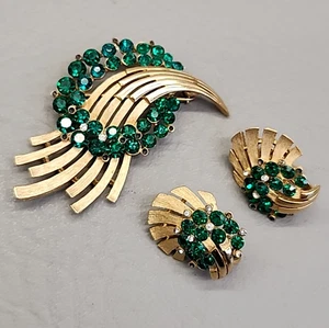 Juego de Pendientes Broche Clip Vintage Trifari Verde Cepillado Tono Dorado 2" LEER - Imagen 1 de 23