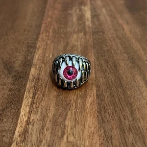 Novelty Party Horror Eyeball Teeth Ring Dark Silver Tone - Size X - Picture 1 of 3