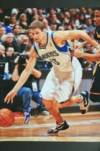 Luke Ridnour Oregon T'Wolves Bucks Magic Autographed Signed 8x10 NBA Photo  - Picture 1 of 2