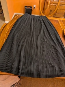 Talbots Long Black Pleated Skirt Sz 14 Waist 18" L 45" - Picture 1 of 9