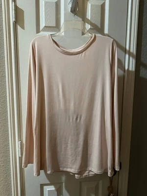 Top Torrid Active Espalda Abierta Luz Melocotón/Rosa Plus Talla 2X Ropa Activa Entrenamiento Foto 1 de 4