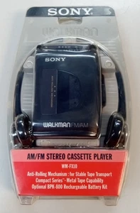 Vintage Sony Walkman AM/FM Stereo Cassette Player with Headphones WM-FX10 SEALED - Bild 1 von 15