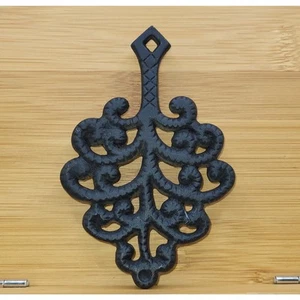 Footed (3) Cast Iron Trivet Tree of Life 4”X3” Functional or Decorative nobrand - Picture 1 of 5