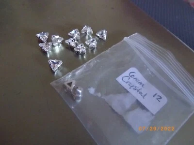 Trillón de diamantes de imitación de cristal de 12-6 mm con SSOS Foto 1 de 3