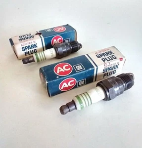 2 Pack Spark Plugs Acniter II ACDELCO R42TSM (Made in USA) - Foto 1 di 3