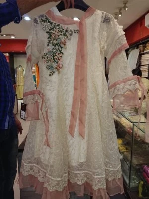 Panache M AGHA NOOR SALWAR KAMEEZ SANA SAFINAZ MARIA B ASIM JOFA KHAADI Sammy k - Imagem 1 de 4