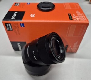 Sony Zeiss Sonnar T* 55mm FE 1,8 SEL55F18Z Objektiv