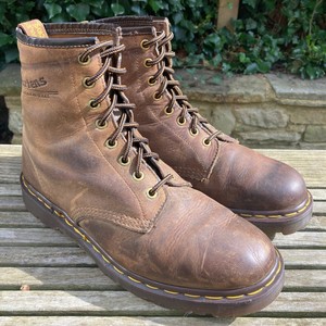 Botas de hombre Dr. Martens de ante | Compra online en eBay