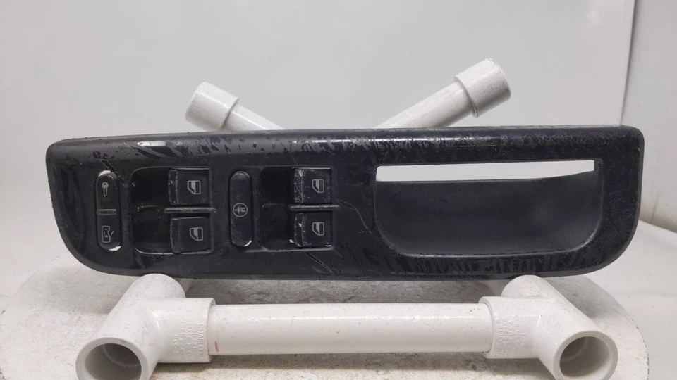 2006-2007 Volkswagen Golf City Master Driver Power Window Switch R8S32B20 - Image 1 of 4