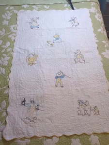 Antica TRAPUNTA NEONATO primitiva decorazione asilo cucita a mano 44"X27" - Foto 1 di 15