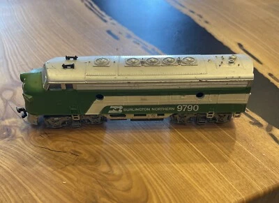 HO Scale Bachmann Diesel Loco Burlington Northern #9790 Untested - Image 1 of 4