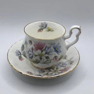 Royal Albert SONNET Series BYRON Cup & Saucer Gold Trim - Picture 1 of 9