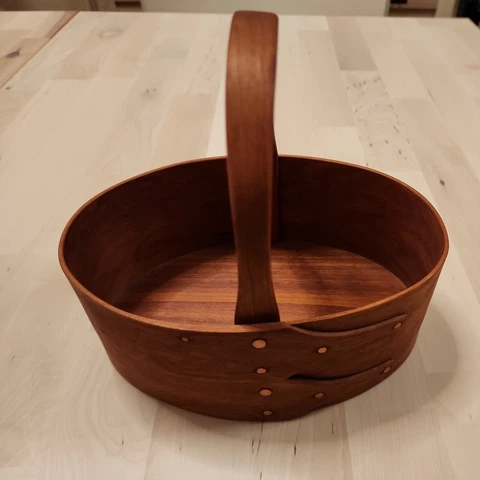 RJ Monroe Oval Wooden Basket With Handle Cover