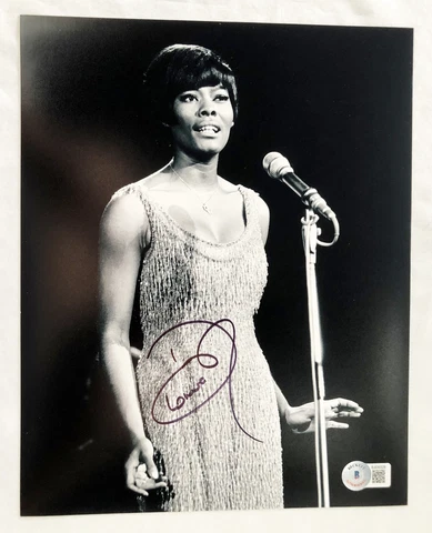 Dionne Warwick Signed 8x10 Photo Beckett BAS 2 COA Cover