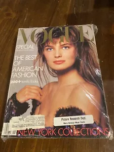 Vogue Magazine September 1986 Paulina Porizkova Cover No Label Newsstand - Foto 1 di 2