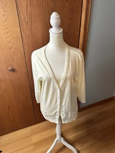 Vintage Fashion Bug Womens XL White Button Down Cardigan 3/4 In Sleeves Buttons - Picture 1 of 17