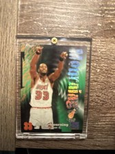 1997-98 Alonzo Mourning Skybox z-force Rave /399