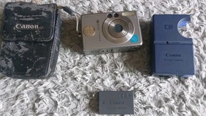 Canon Digital IXUS V3 - With SD card + battery, Charger. - Picture 1 of 5