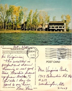 Postal del Centro de Visitantes del Refugio Nacional de Vida Silvestre del Valle de Missouri Iowa Desoto - Imagen 1 de 1