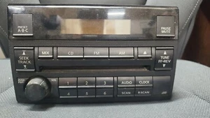 Nissan Altima AM FM CD Player Radio Receiver OEM 28185 ZB00B - Picture 1 of 6
