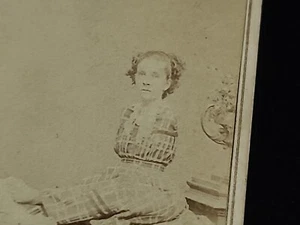 Ann E. Leak signierte Kabinettkarte Armless Wonder CDV Foto Barnum Zirkus Sideshow - Bild 1 von 24