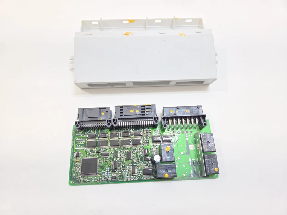 BMW Z4 E85 2003-2008 carrocería módulo de control informático unidad BCM OEM 61359116445 Foto 1 de 4