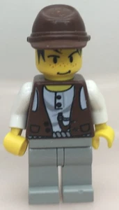 LEGO ®-Minifigur Adventurers Mike Dino Island 1281 5975 5912 5987 5921 -  adv014 - Picture 1 of 3