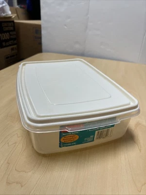 Винтажная прямоугольная крышка для сервина Rubbermaid No7 на 17 чашек с прозрачной и миндальной крышкой - Изображение 1 из 4
