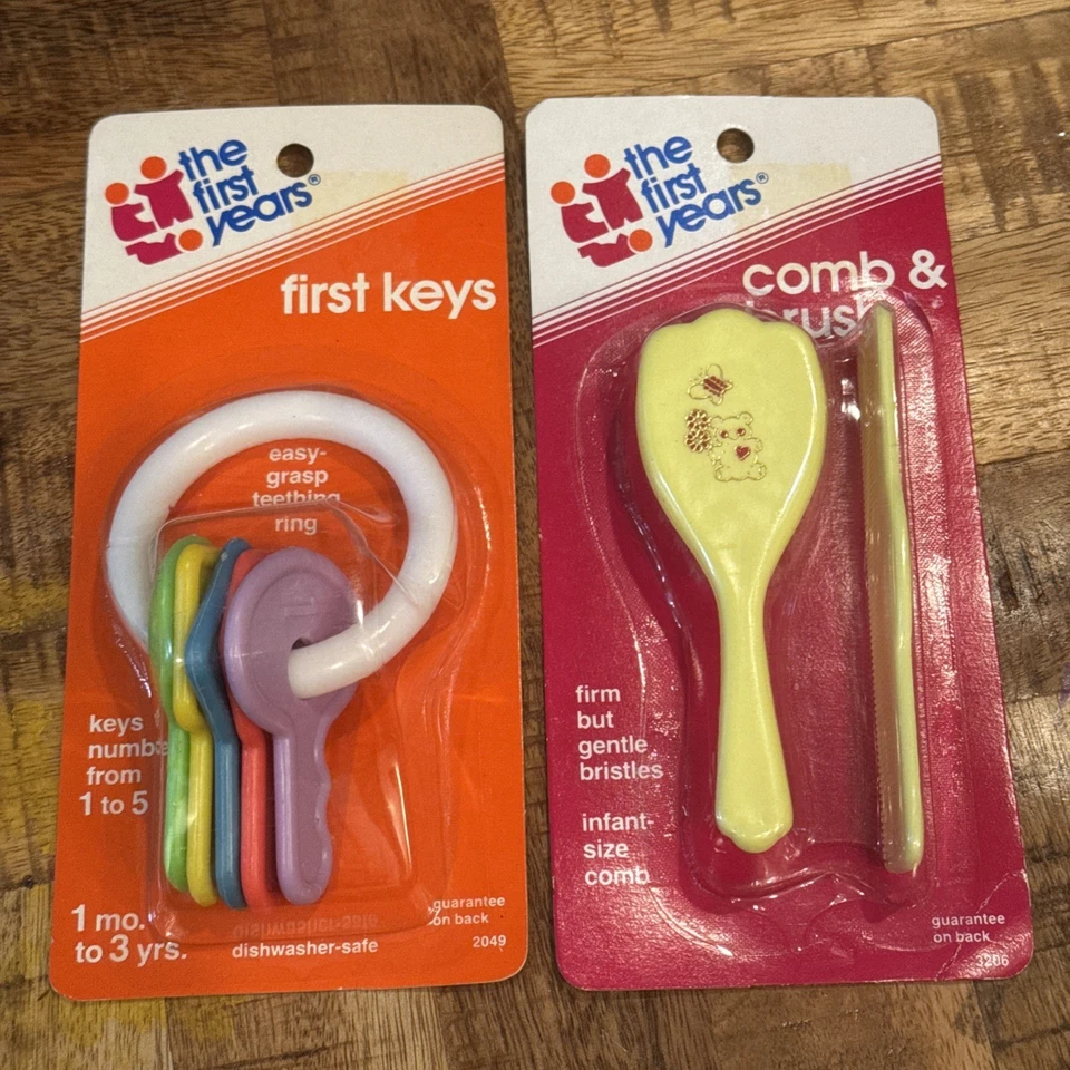 复古 The First Years First Keys/梳子和刷子套装泰迪熊/婴儿指甲夹 — 第 1/4 张图片
