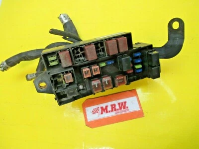MAIN FUSE BOX RELAYS FUSES JUNCTION FUSEBOX UNDER HOOD for 2004 04 FORESTER 2.5L - Image 1 of 4