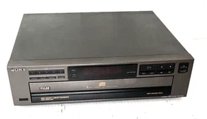 Sony CDP-C221 Compact Disc Player mit 5 Disc Wechsler im Istzustand - ungetestet - Bild 1 von 7
