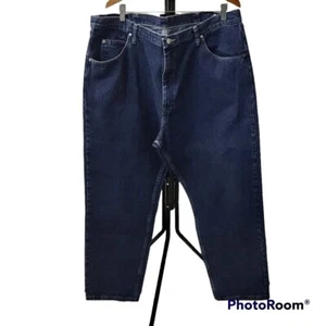 Wrangler Mens Jeans Size W42 L30 Relaxed Fit Blue Denim Pants Medium Washed - Picture 1 of 8