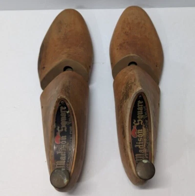 Vintage Shoe Forms Pair Madison Square 7C 25F - Image 1 of 4